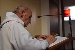 sacerdote sgozzato rouen