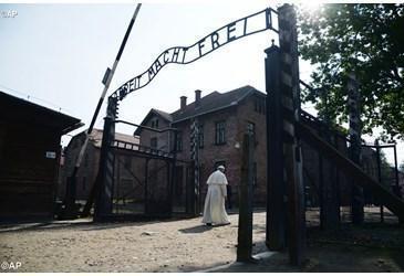papa Francesco Auschwitz
