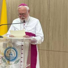 Gallagher: la diplomazia vaticana impegnata da secoli al servizio della pace