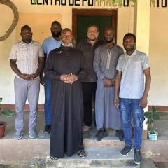 Nel Mozambico ostaggio dell'estremismo i preti e gli imam fanno scuola d'incontro insieme