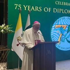Gallagher in Pakistan: pace e dignità umana pilastri della diplomazia pontificia