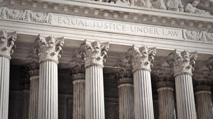 Exterior Supreme Cort