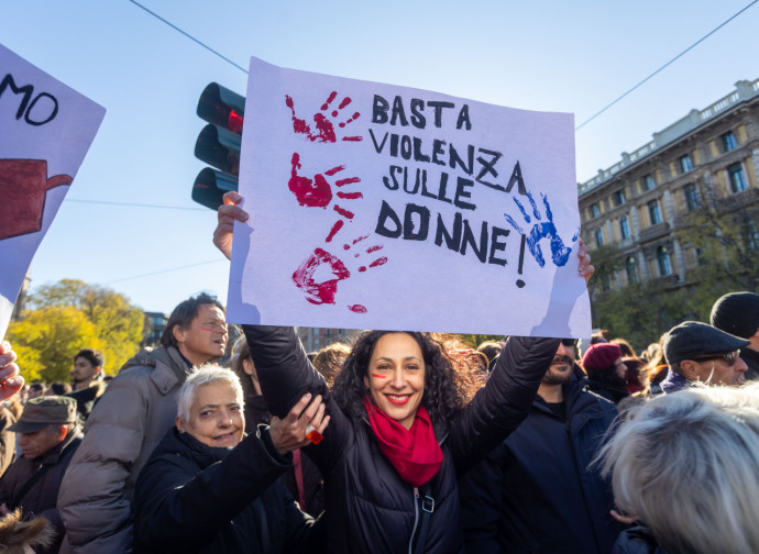 basta violenza sulle donne