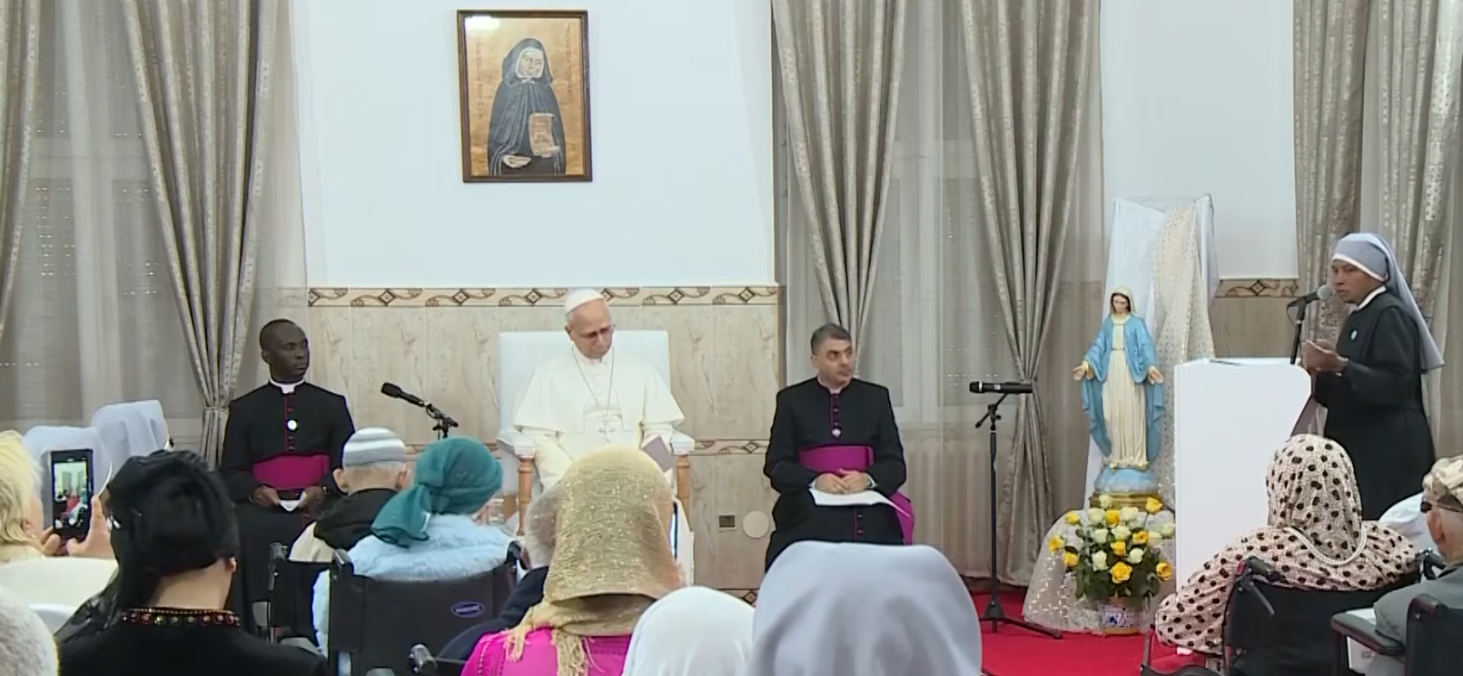 Papa ad Annaba casa dei poveri