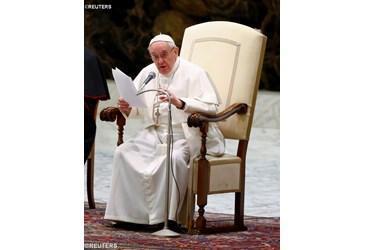 Papa Francesco in Aula Paolo VI Reuters