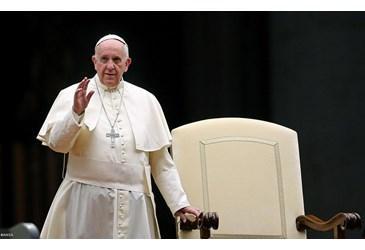 papa-francesco-veglia-inizio-sinodo