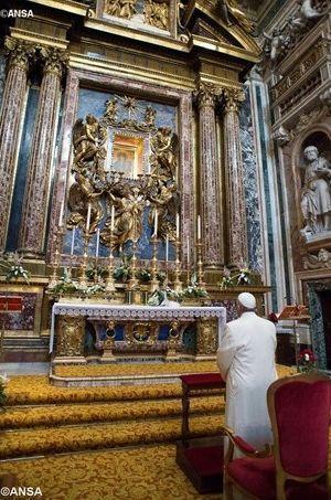 papa Francesco preghiera a Maria
