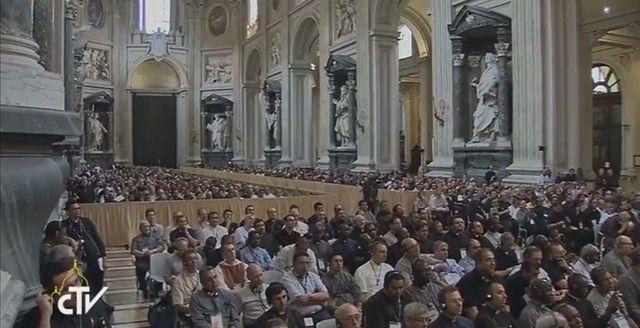 papa Francesco ritiro sacerdoti