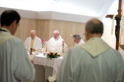 papa francesco santa marta 3