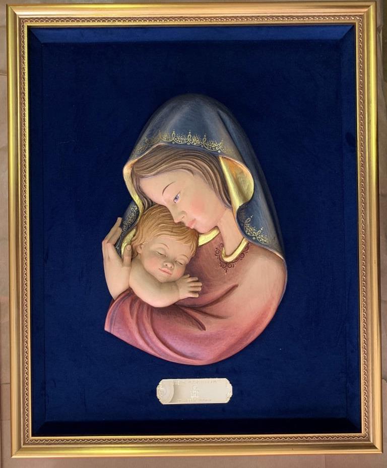 Dono del Santo Padre al Santuario di Padre Laval