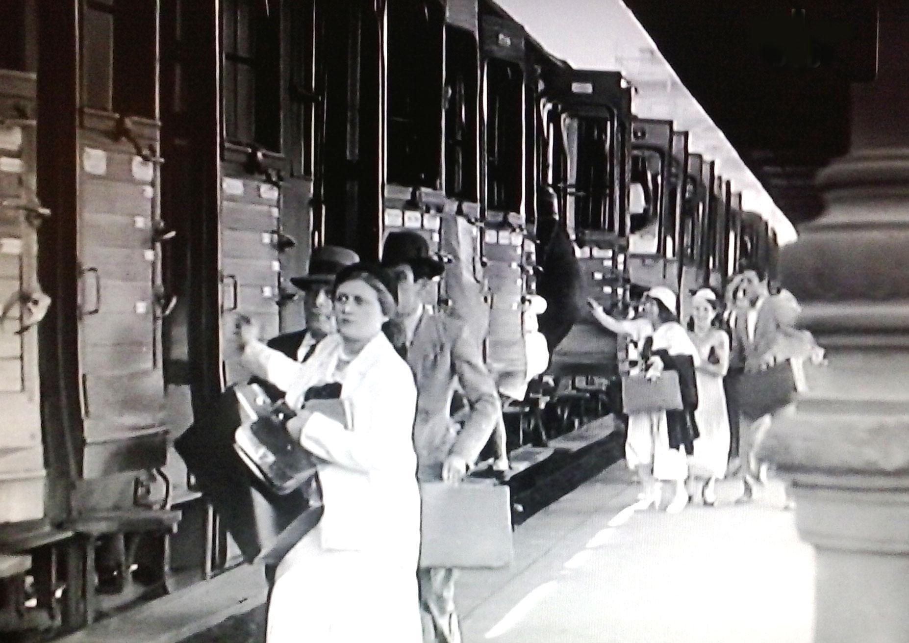 Treni di Ferragosto treni popolari