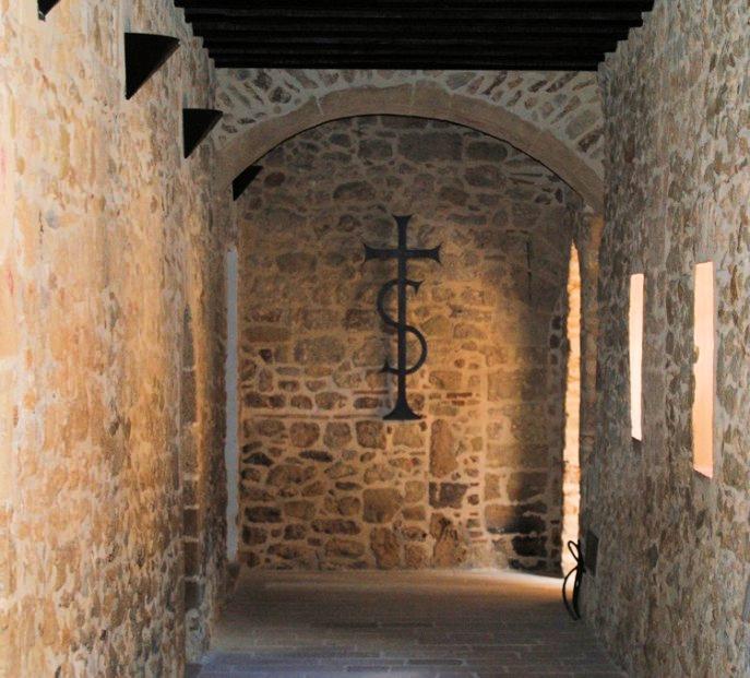 croce celestino chiostro