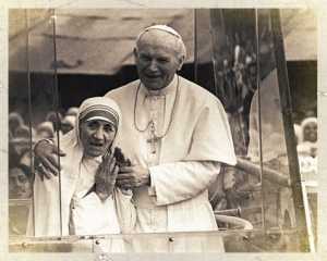 papa giovanni paolo ii e madre teresa